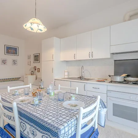Apartamento Rosa Dei Venti - Bilocale A 100 M Dalla Con Posto Auto *