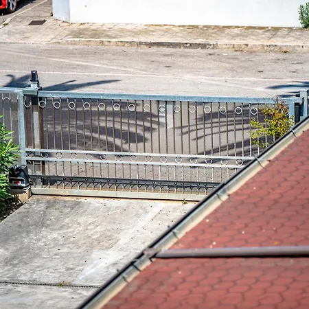 Apartamento Rosa Dei Venti - Bilocale A 100 M Dalla Con Posto Auto